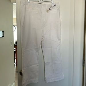 Liverpool white pull on crop denim